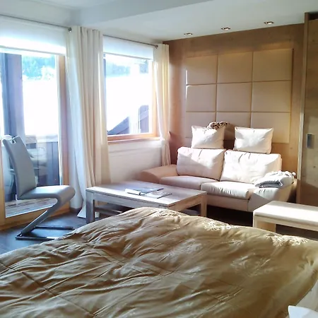 فيرجينر سيفيلد ان تيرول