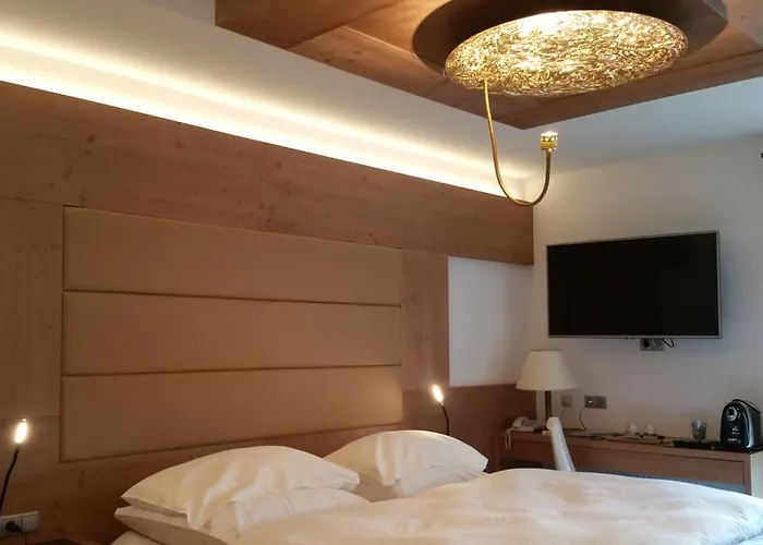 Отель Vergeiner Зеефельд в Тироле